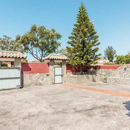 Villa Marty - Mayores De 25 Años Chiclana de la Frontera Exterior foto