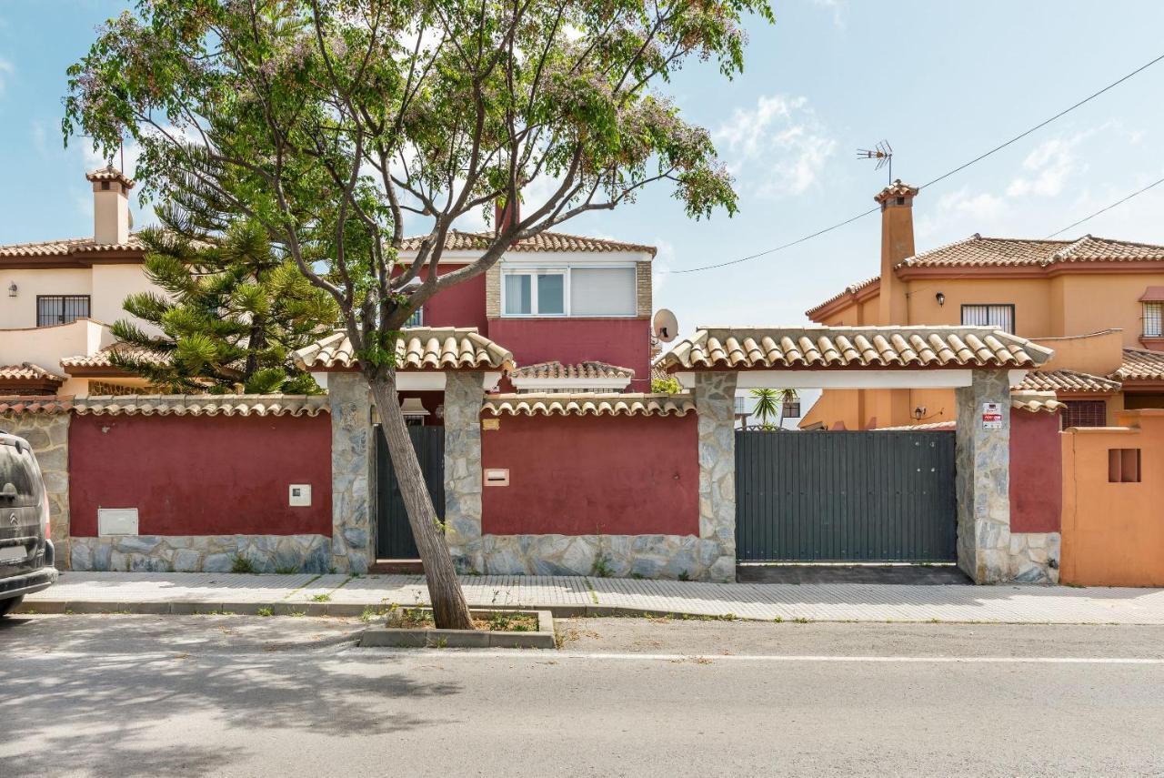 Villa Marty - Mayores De 25 Años Chiclana de la Frontera Exterior foto